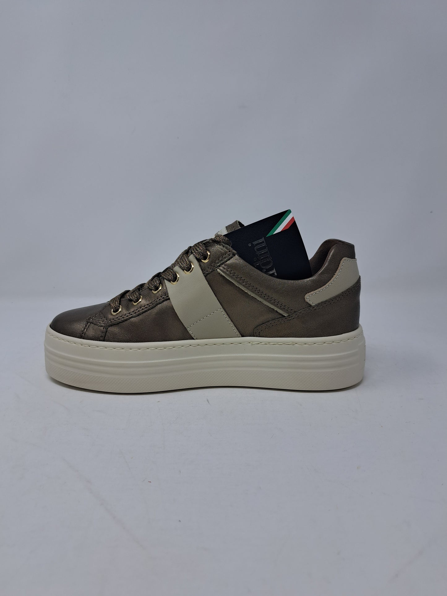 Sneakers donna in pelle Nero Giardini