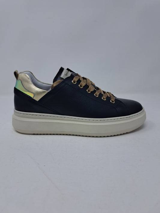Sneakers donna in pelle Nero Giardini