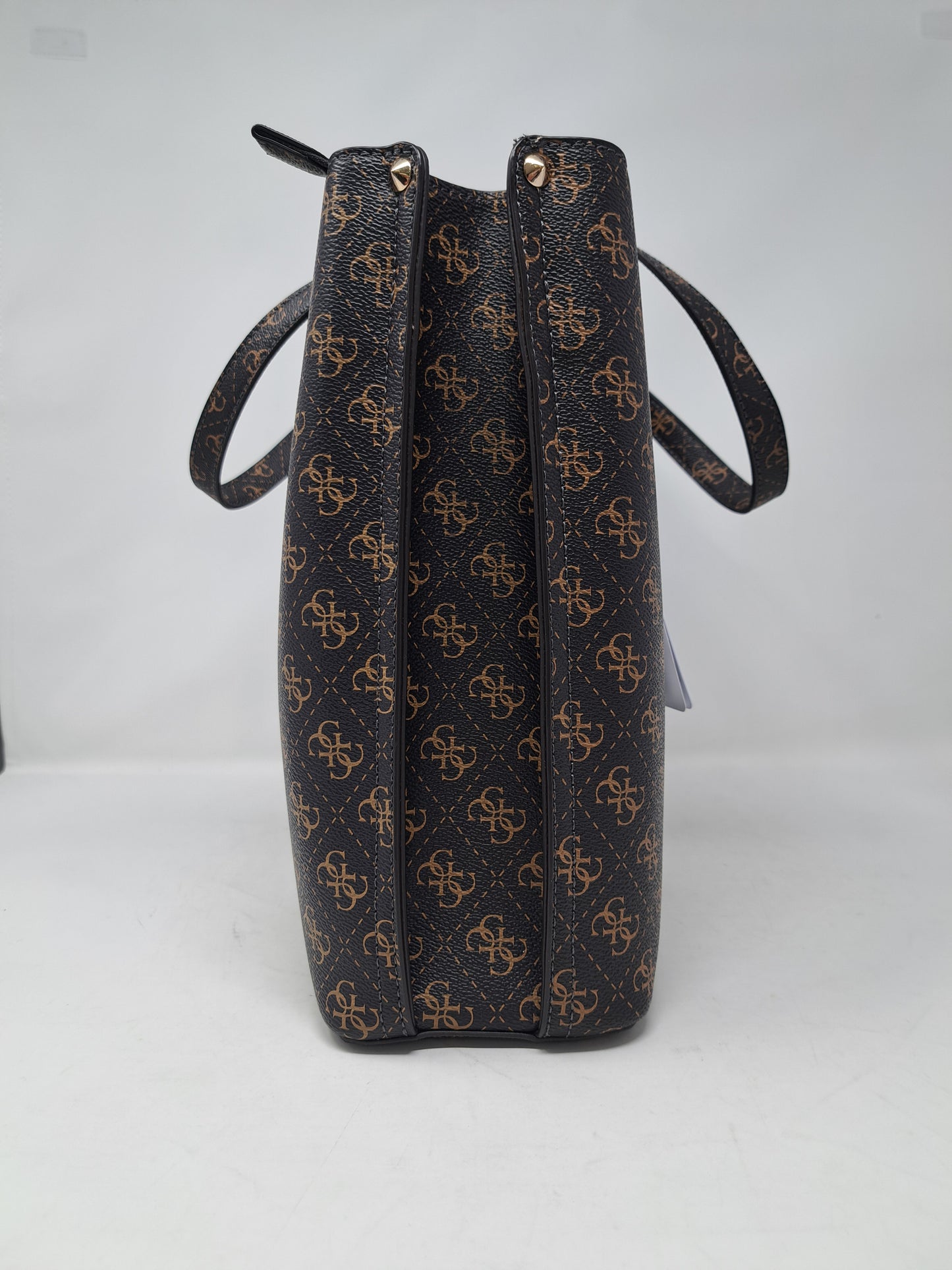 Shopper guess
