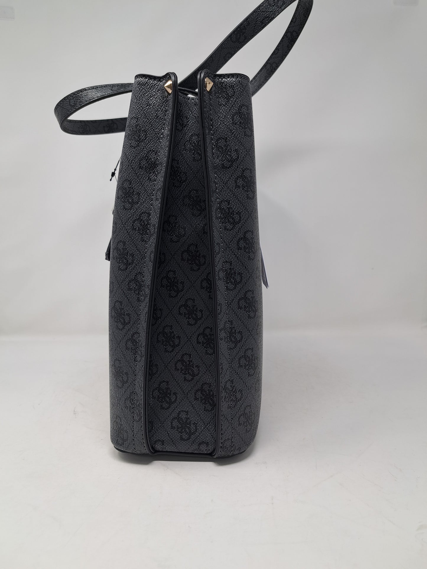 Shopper guess