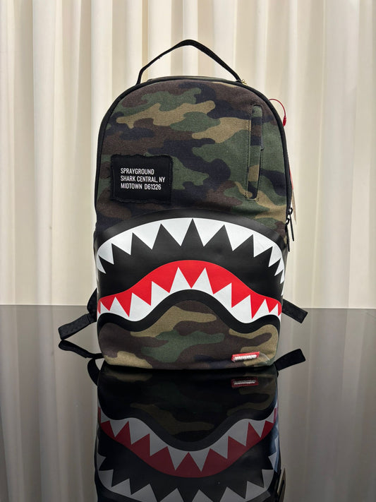 SHARK CENTRAL CAMO DLXS BACKPACK SPRAYGROUND