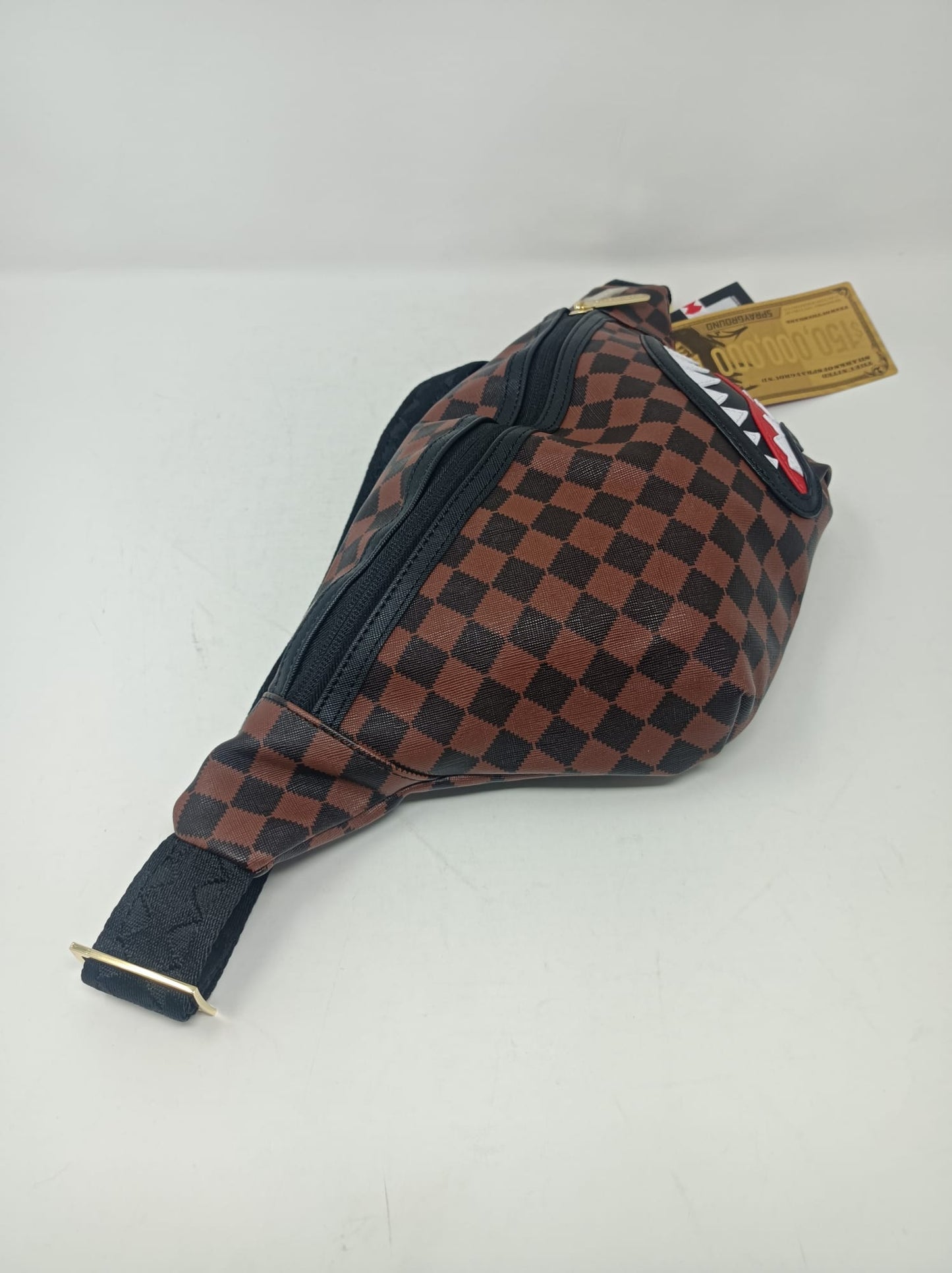 SAWTOOTH SHARKS IN PARIS SAVVY CROSSBODY