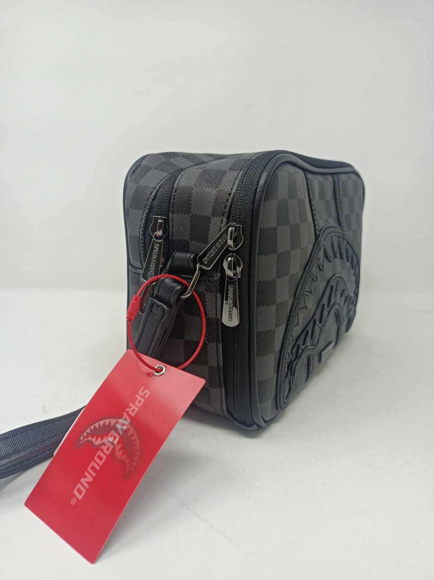 MIDNIGHT CHATEAU TOILETRY BRICK