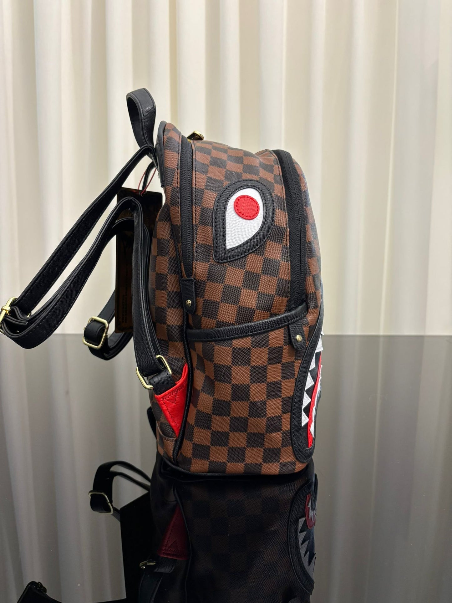 SAWTOOTH SHARKS IN PARIS SAVAGE