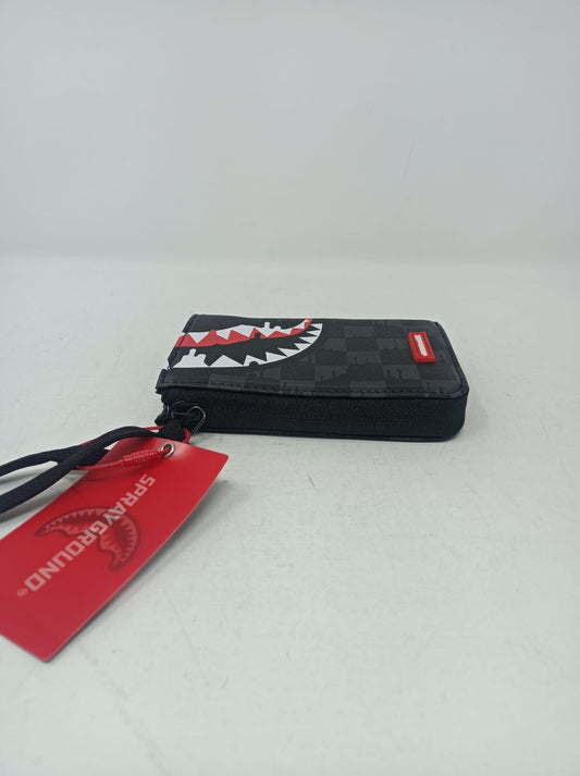 DRIPPING SHARKS IN PARIS WALLET