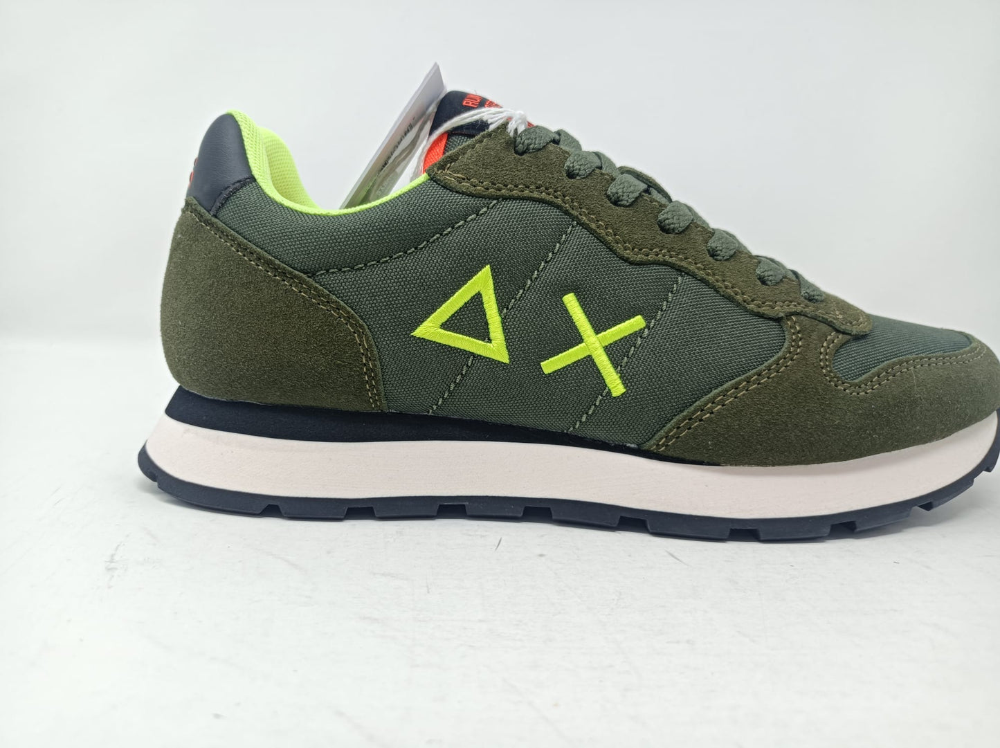 Sneaker SUN68  Tom con logo fluo