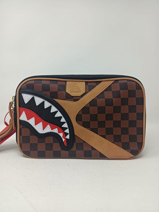 HENNYVILLE TOILETRY BRICK