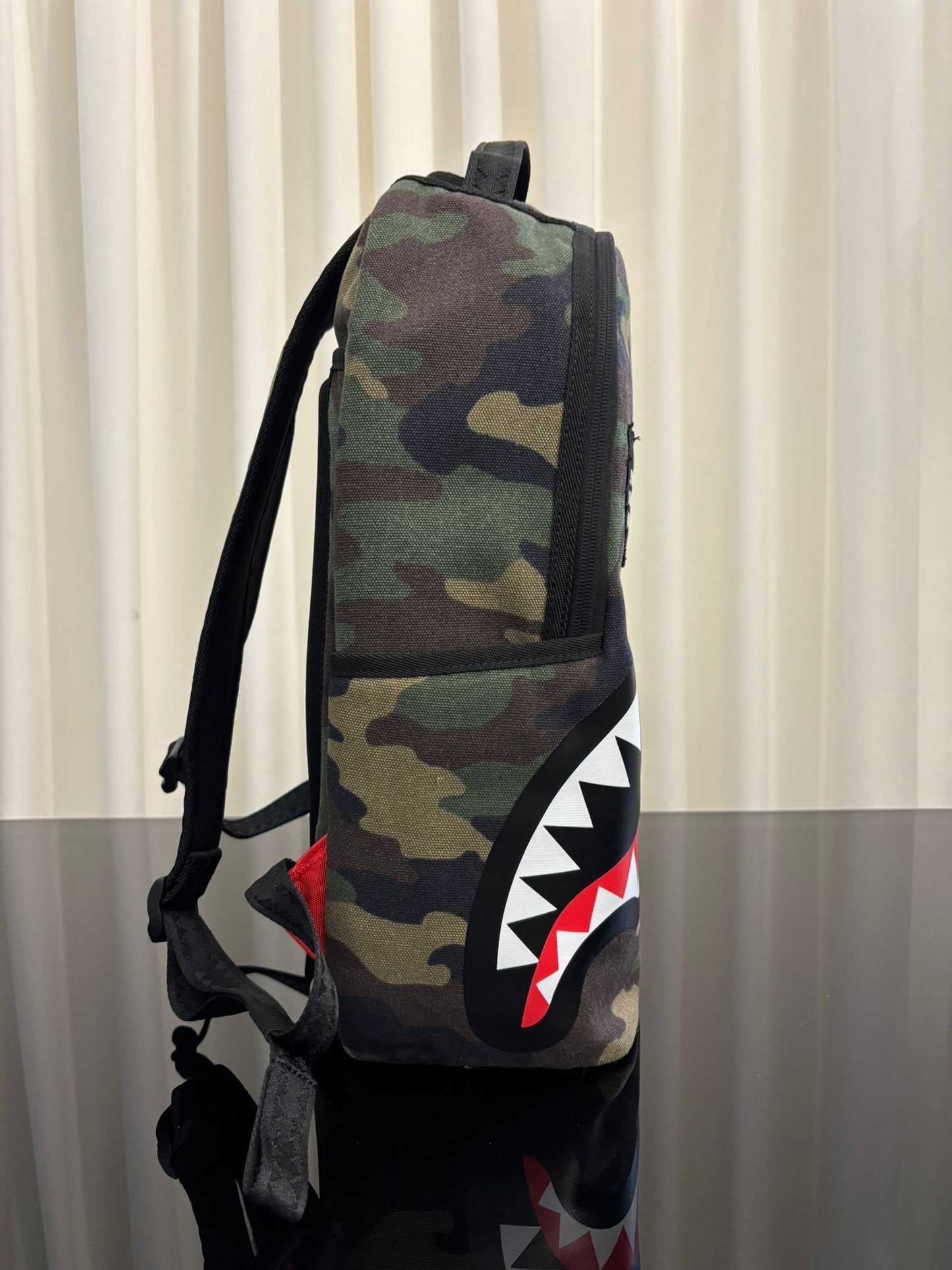 SHARK CENTRAL CAMO DLXS BACKPACK SPRAYGROUND