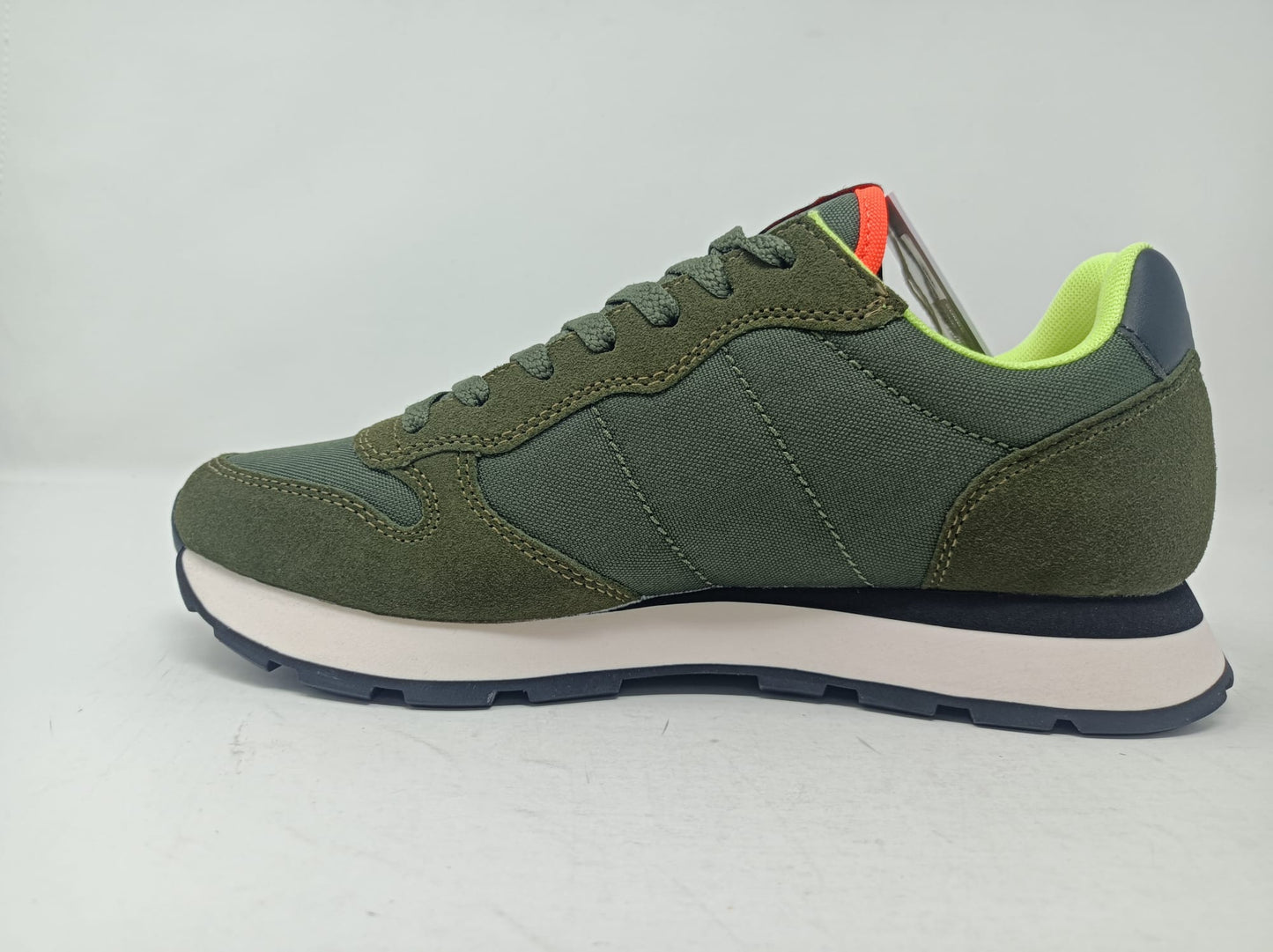 Sneaker SUN68  Tom con logo fluo