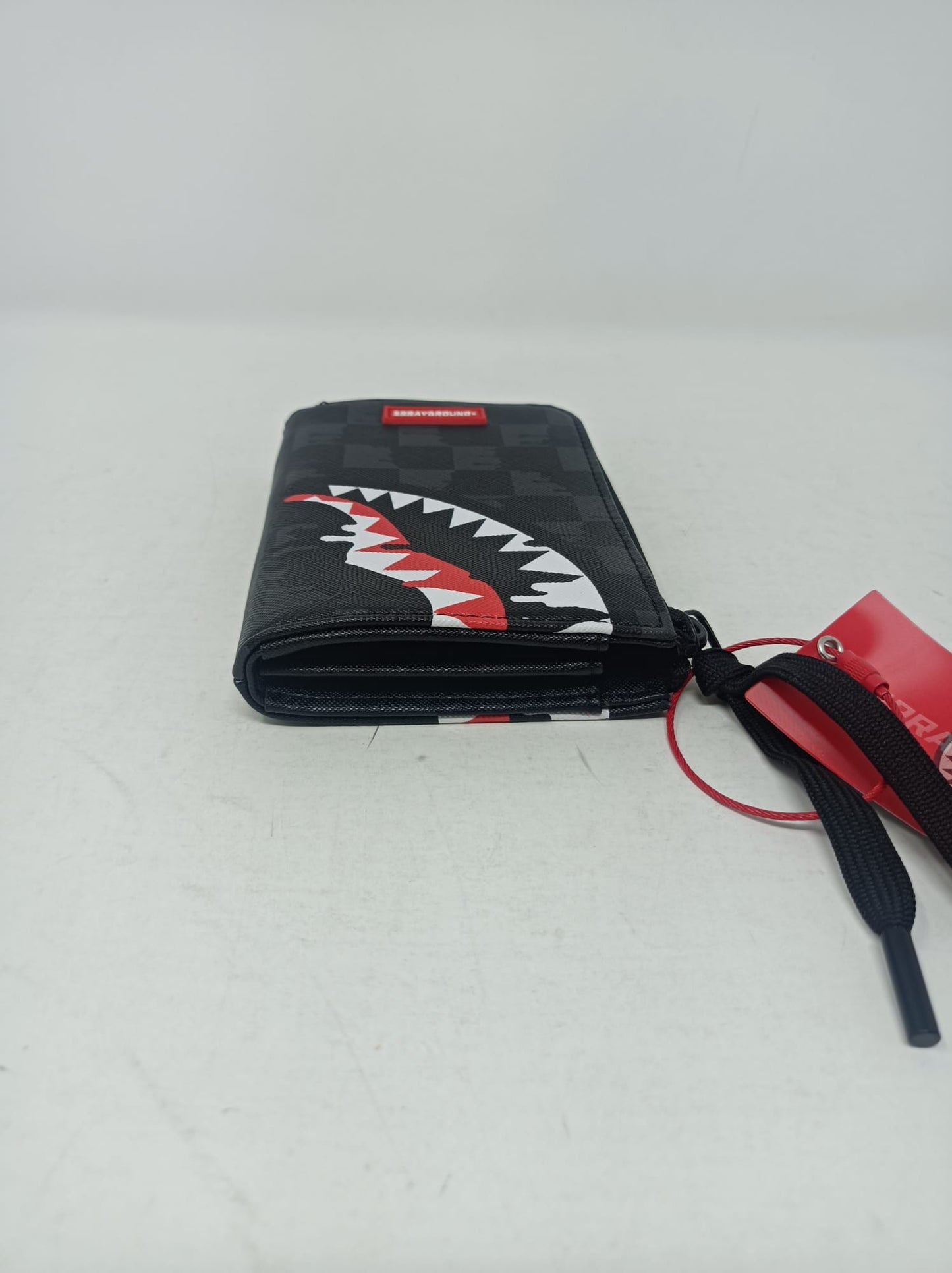 DRIPPING SHARKS IN PARIS WALLET