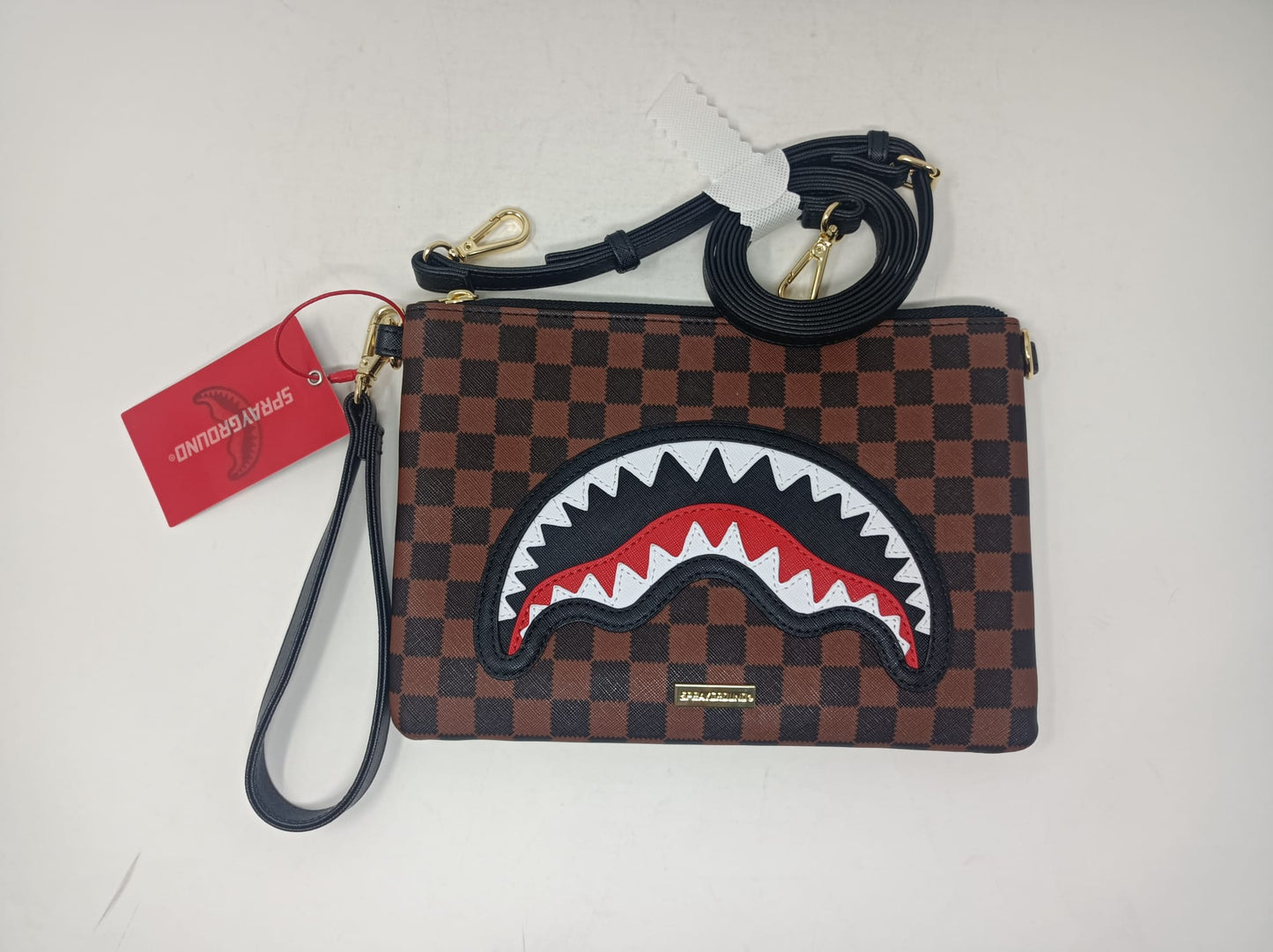 SAWTOOTH SHARKS IN PARIS CROSSOVER CLUTCH