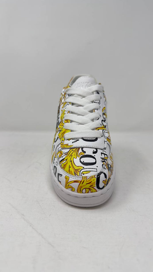 Sneakers con stampa barocca